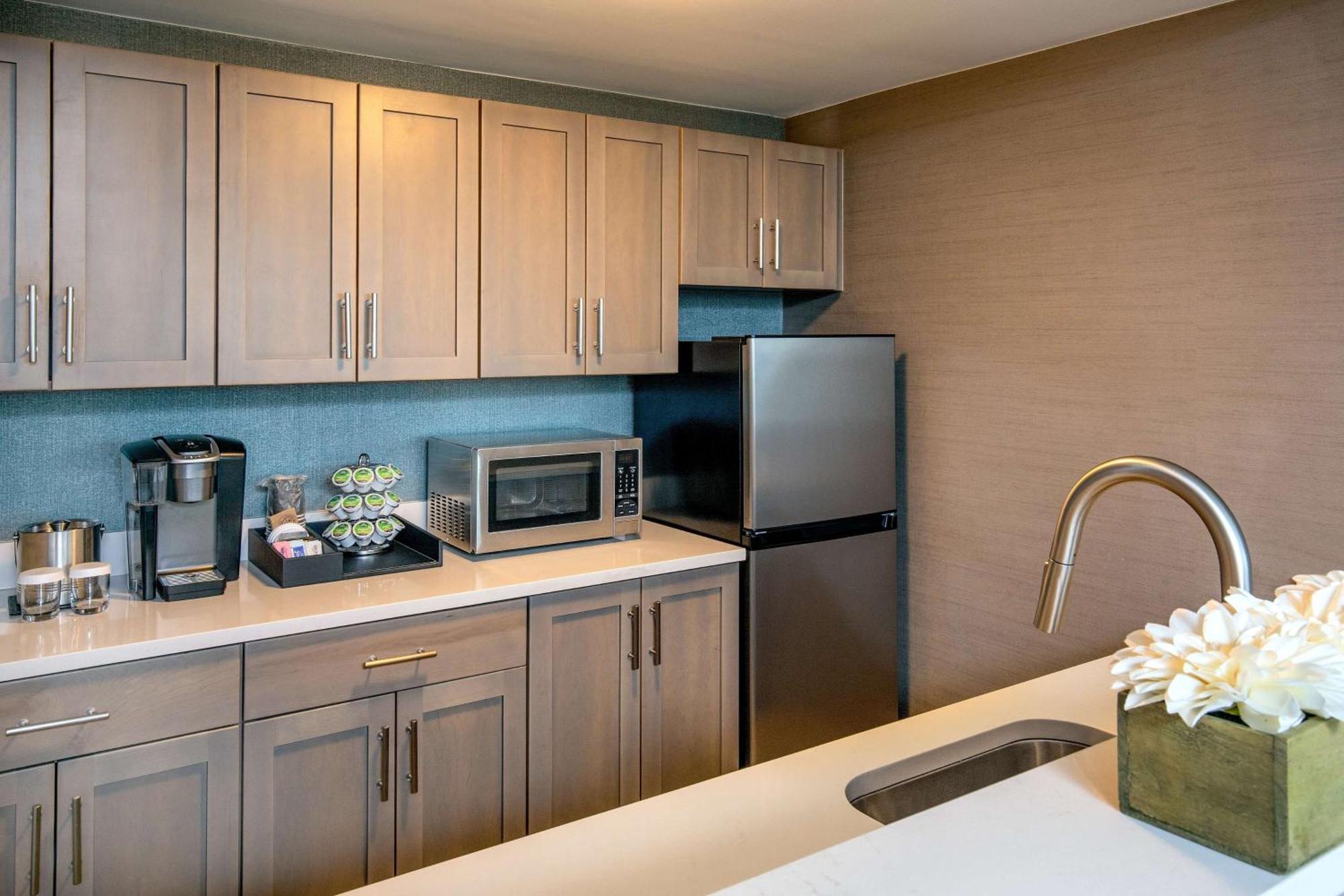 סקוקי Doubletree By Hilton Hotel And Conference Center Chicago North Shore מראה חיצוני תמונה